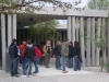 Castano Primo - Studenti e professori all'ingresso di Dachau