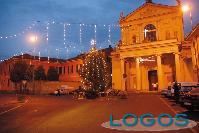 Cuggiono - Luminarie natalizie in piazza San Giorgio