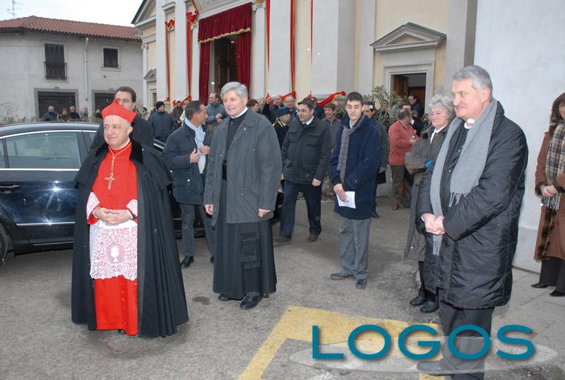 Ferno - Don Reginaldo durante la visita del Cardinale Tettamanzi