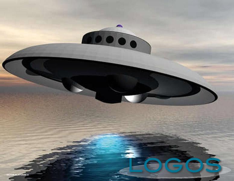 Lonate Pozzolo - Ufo in Comune: è un modellino (Foto internet)