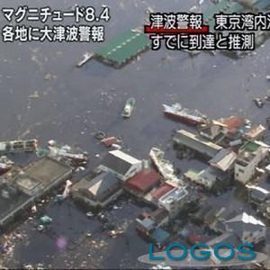 Attualità - Tsunami sul Giappone (da internet)