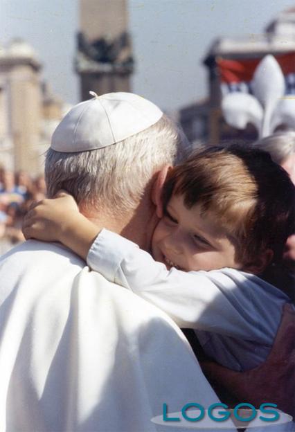 Attualità - Giovanni Paolo II (foto 5)