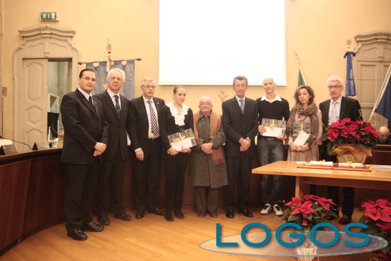 Castano Primo - Borse di studio per gli universitari