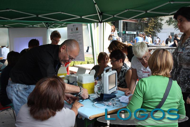 Legnano - Ospedale e Asl in piazza San Magno coi cittadini