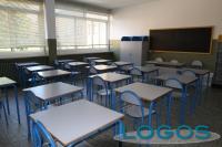 Castano Primo - Le autorità in visita alla scuola Media2