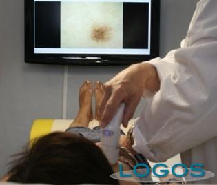 Castano Primo - Prevenzione tumori della pelle (Foto internet) Castano Primo - Prevenzione tumori della pelle (Foto internet)