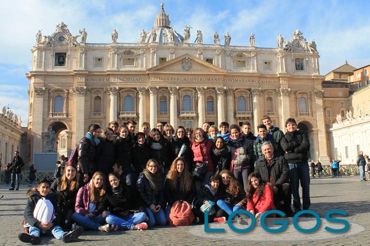 Cuggiono - Adolescenti in pellegrinaggio a Roma 2013