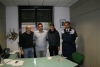 Vanzaghello - I due giovani col sindaco ed il comandante della Polizia locale