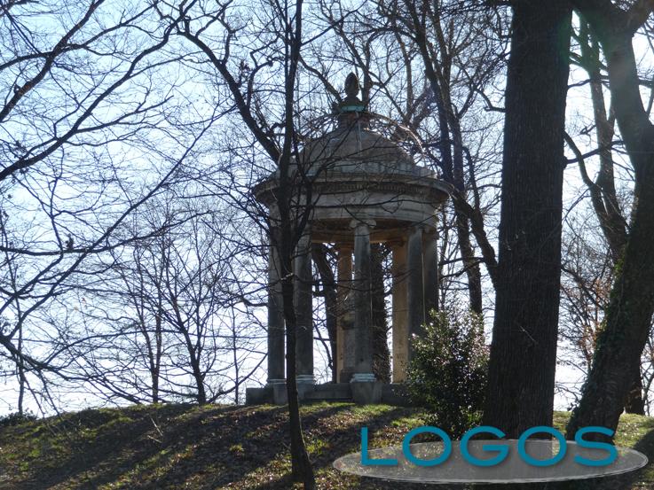 Cuggiono - Il tempietto di Villa Annoni senza copertura