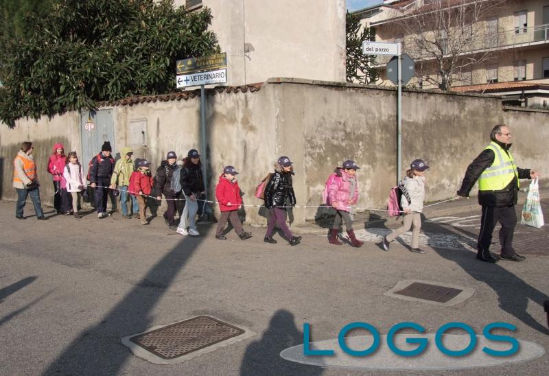 Castano Primo - Pedibus (Foto d'archivio)