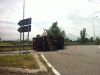 Cuggiono - Camion si ribalta in rotatoria, 24 luglio 2014