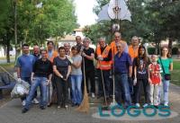 Castano Primo - Cittadini e Associarma per pulire il parco di via Saragat
