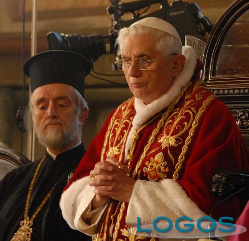 Attualità - Ioannis Zizioulas con il Papa emerito Benedetto XVI (Foto internet)