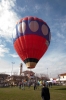 Vanzaghello - La Lunga Sciarpa in volo su una mongolfiera (Foto di Guido Podrecca)