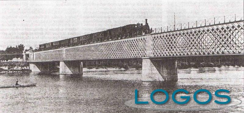 Turbigo - Foto storica del ponte di ferro sul Ticino