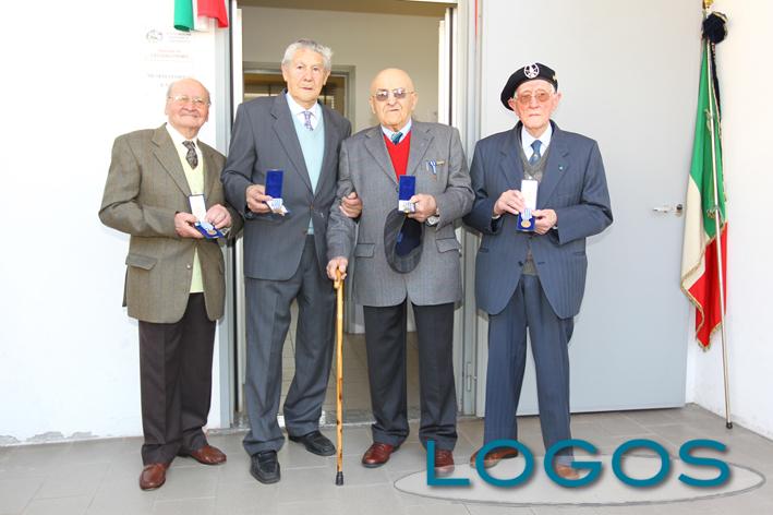Castano Primo - Paolo Baronzio, in fondo a destra durante l'inaugurazione nel 2010 del museo storico cittadino 