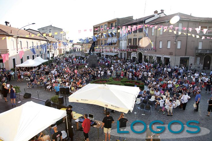 Inveruno - Festa in piazza con 'Inveruno in Vetrina'