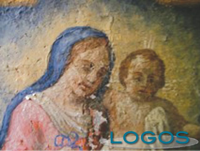 Nosate - La Madonna con Bambino