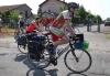 Cuggiono - Marco durante la partenza del giro del mondo (Foto di Franco Gualdoni)