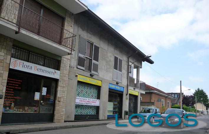 Castano Primo - La via Lonate (Foto d'archivio)