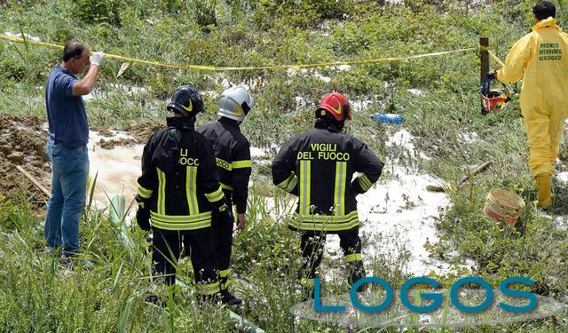 Territorio - Sversamento idrocarburi da oleodotto (Foto internet) Territorio - Sversamento idrocarburi da oleodotto (Foto internet)