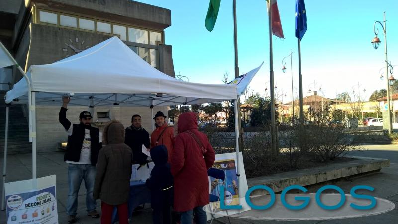 Turbigo - Un gazebo del Movimento Cinque Stelle