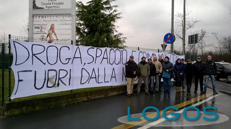 Castano Primo - CasaPound in via Guercino contro lo spaccio e la criminalità