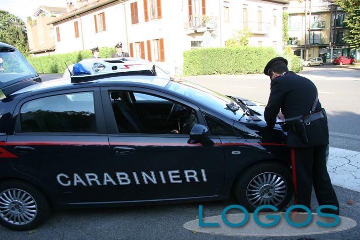 Cronaca - Carabinieri durante un posto di controllo (Foto d'archivio)