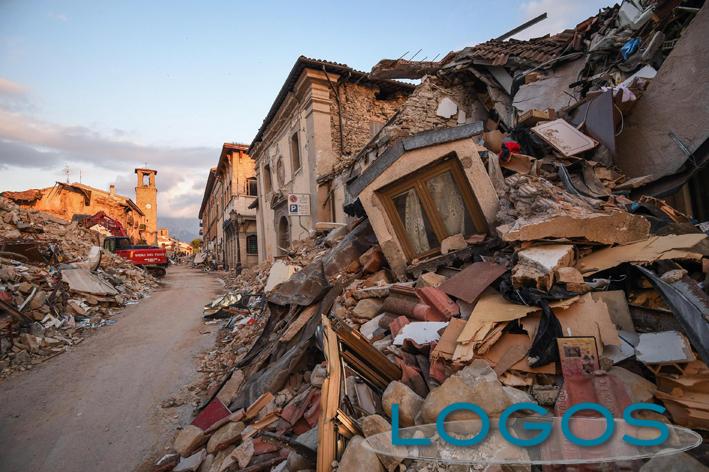 Attualità - Terremoto nel centro Italia (Foto internet)