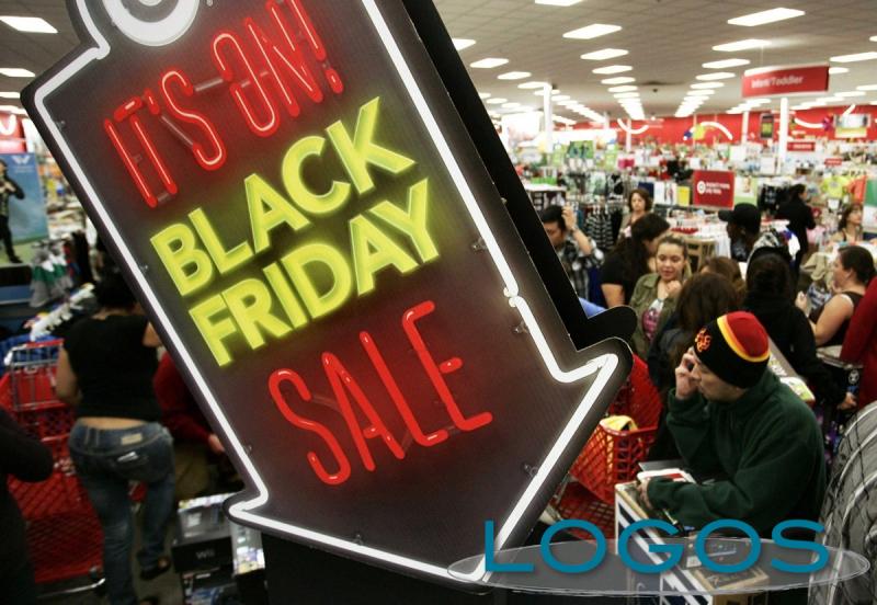 Generica - 'Black Friday'