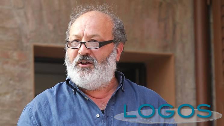 Attualità - Lo scrittore Roberto Piumini (Foto internet)