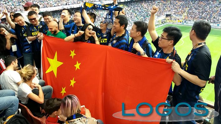 Sport - Inter - Milan: il primo derby dagli 'occhi a mandorla' Sport - Inter - Milan: il primo derby dagli 'occhi a mandorla'