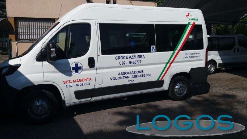 Magenta - Il nuovo automezzo della Croce Azzurra Magenta - Il nuovo automezzo della Croce Azzurra
