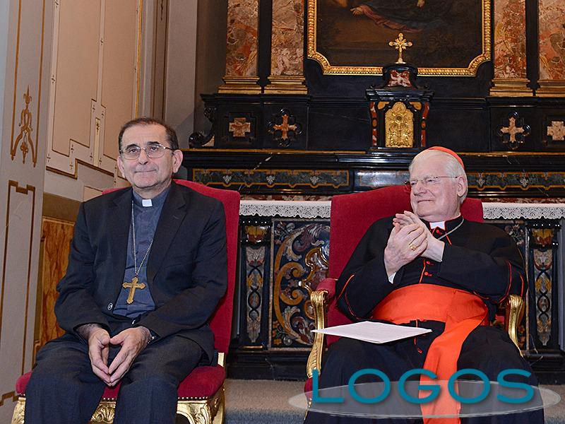 Attualità - L'Arcivescovo Scola con il suo successore. Monsignor Delpini 