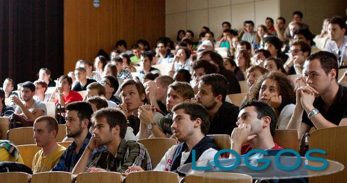 Frecce sui nostri giorni - Studenti universitari (Foto internet)