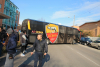 Sport - Il Pullman della Roma lascia l'hotel: destinazione Sedriano per l'allenamento