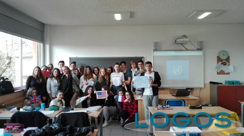 Scuola / Arconate - Quattro studenti pronti a volare all'ONU