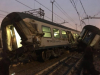 Attualità - Treno deraglia: 2 morti