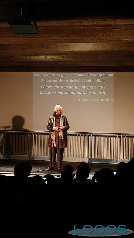 Attualità, Storie
