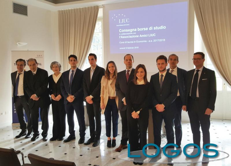 Scuola - Consegnate cinque borse di studio alla LIUC