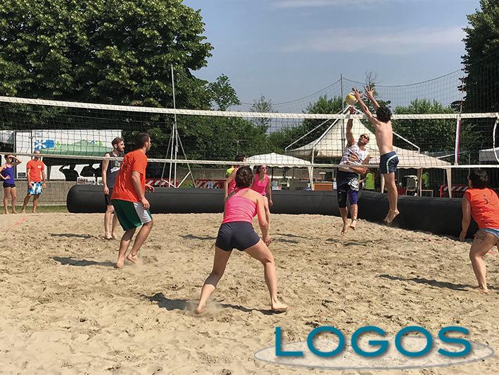 Turbigo - La 2^ edizione di 'TurbiNight': beach volley 'no stop'