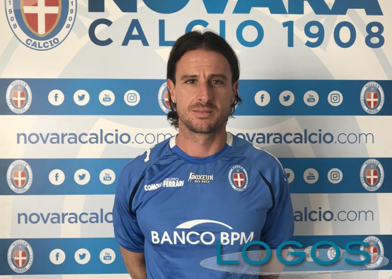 Sport - Daniele Cacia nuovo attaccante del Novara (Foto dal sito del Novara calcio)