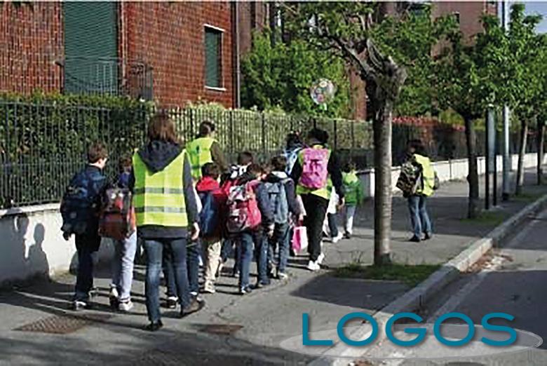 Scuola - Pedibus (Foto internet)