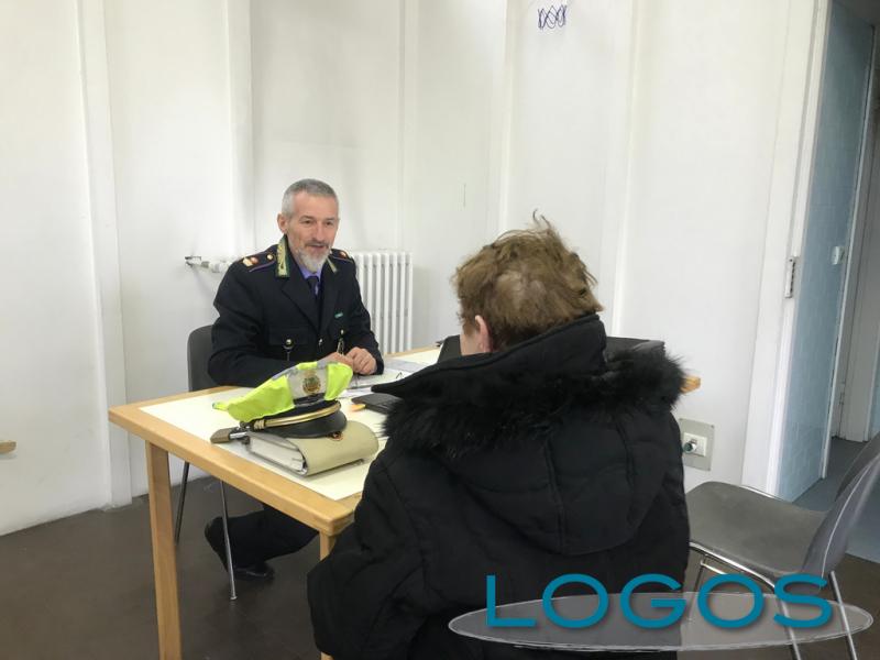 Castano Primo - Il comandante Massimo Masetti durante il servizio Castano Primo - Il comandante Massimo Masetti durante il servizio