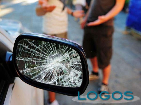 Cronaca - Truffa dello specchietto (Foto internet)