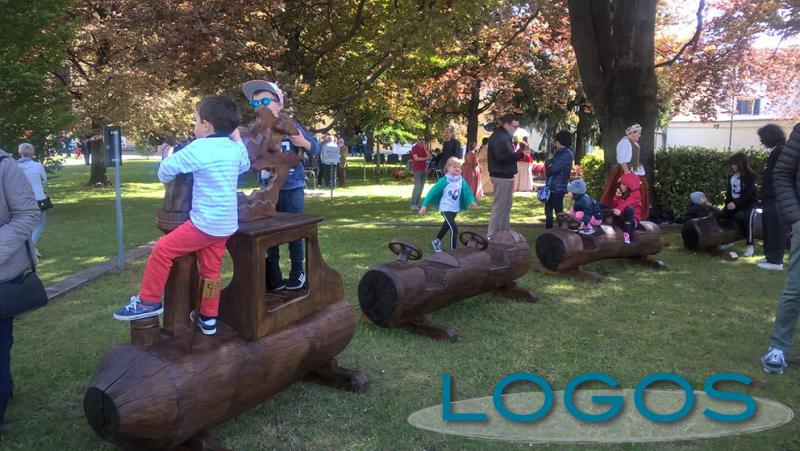 Castano - Il Parco della Musica e della Favola in Villa Rusconi Castano - Il Parco della Musica e della Favola in Villa Rusconi