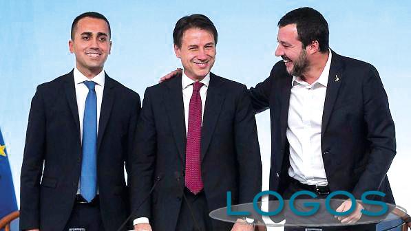 Politica - Giuseppe Conte con Luigi Di Maio e Matteo Salvini 