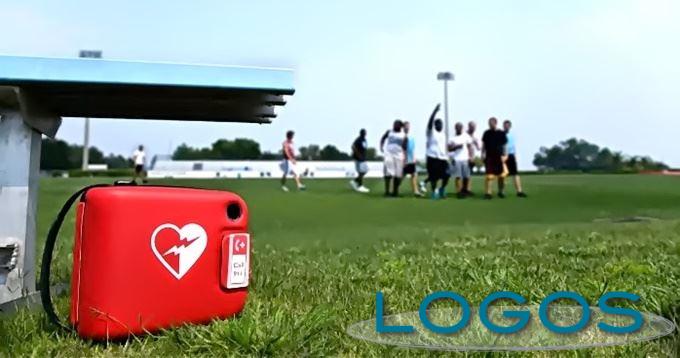 Salute - Defibrillatore al campo da calcio (Foto internet)