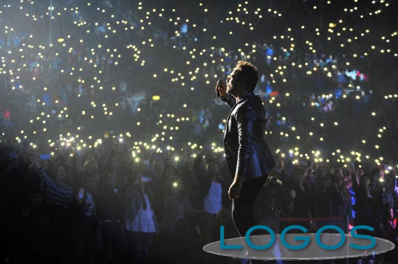 Musica - Nek in concerto