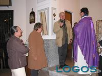 Castano Primo - Elio Bona alla benedizione della meridiana alla Madonna dei Poveri 